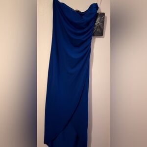 Elegant Blue Strapless Dress with open slit front